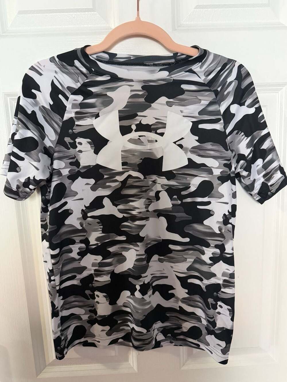 Under Armour Boys Camo Loose Fit T-Shirt Size YLG